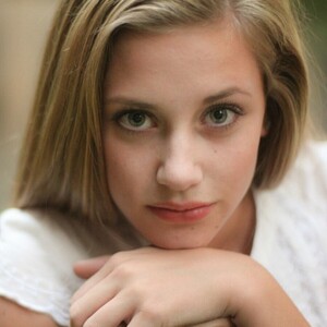 LILI REINHART (94).jpg