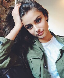 476260549_TaylorHill56799740full-taylor-marie-hill.thumb.jpg.c9d35b4a3e5b9508f6743913490a66e4.jpg
