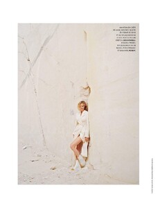 Elle No. 3949 - 27 Août 2021 eva1-page-008.jpg