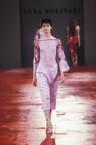497017061_AnnaMolinariSpring20005.thumb.jpg.246fe158e7820b5f66102c5c6f039836.jpg
