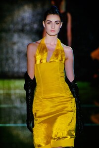894718315_ATELIER-VERSACE-SPRING-1999(5).thumb.jpg.244afde34a1f27a575f0243a878f72e2.jpg