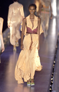 Fendi SS 2004 151.jpg
