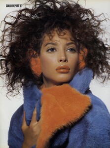 Color_Penn_US_Vogue_October_1987_13.thumb.jpg.f54a6d70e4a7a8d96150b73a2b6154e7.jpg