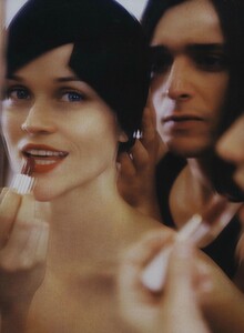 RW_Testino_US_Vogue_November_2008_09.thumb.jpg.35eb689769b680577b3a3fc626c6e0cc.jpg
