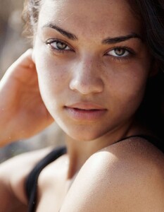 ShaninaShaik456799997654456796545679.thumb.jpg.5e670cb524114498070634460474e9c1.jpg