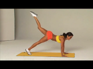 ShapeMagazine_BehindTheScenes_BrookeBurke.flv-00.02.30.708.png