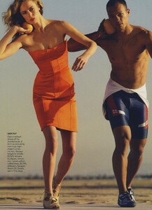 Testino_US_Vogue_April_2008_07.thumb.jpg.0b0bbe846a1bd5938499ab1e1504f902.jpg