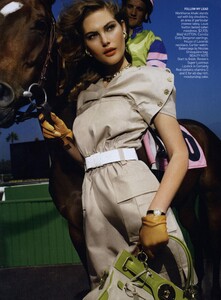 Testino_US_Vogue_December_2008_05.thumb.jpg.a14103b49da95513b218f9d2f942d47a.jpg