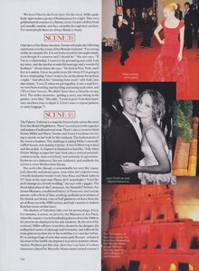 Testino_US_Vogue_September_2007_05.thumb.jpg.919b0cfc1feba443e830f98114dba571.jpg