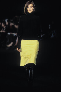 alessandro-del-acqua-fw-1999-3.thumb.jpg.c1f51500941b097f887a5bc6a426eb4f.jpg
