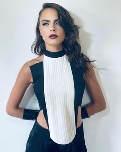 cara-delevingne-93rd-annual-academy-awards-photoshoot-april-2021-1.jpg