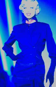 mugler-hc-fall-1992.thumb.jpg.d4ac32371e602f471a653a947e464aff.jpg