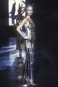 paco-rabanne-hc-ss-1997-3.thumb.jpg.9fb9869d57d701c55d63161c95c59336.jpg