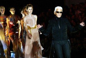 stella-fendi-ss2004.jpg