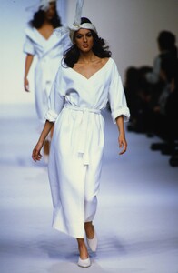 1073173396_lanvin-ss-1993(1).thumb.jpg.001ee492ad291296082ac5c5576ebb49.jpg
