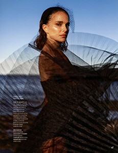 2021-09-03 Elle Fr-page-010.jpg