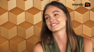 Kristina Perić Rekli su mi da sam glupa manekenka   Mondo TV-00.00.52.004.png