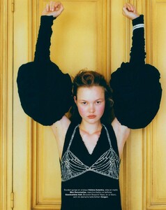 noor 2021-10-01 Marie Claire - France-page-002.jpg