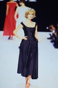 1931454286_CHRISTIAN-DIOR-SPRING-1997(14).thumb.jpg.fc4dc54673b0ee8107c10f1aa15e8c8f.jpg