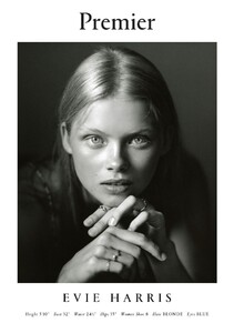 24_EvieH___98279799.thumb.jpg.abae48e1ff3af3117312db72a57a25d9.jpg