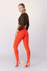 41.ZENWRAP_chocolate_BALLETLEGGING_carnelianflame__5986_1512x.thumb.jpg.d92a42d97e444fd72c3747ff98352611.jpg