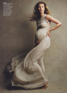 Earth_Demarchelier_US_Vogue_April_2010_08.thumb.jpg.3568a0905d2fd39efcb3f4a58eb5d3a6.jpg