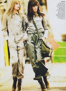 Military_Testino_US_Vogue_March_2010_08.thumb.jpg.c161adf485aa3da92ca696a7198624d1.jpg