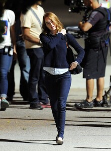 emma-stone-at-la-la-land-set-in-los-angeles-10-07-2015_24.jpg