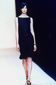 oscar-de-la-renta-ss-1999-5.thumb.jpg.3f52f61fee86ee52161c8cf427b7b89c.jpg