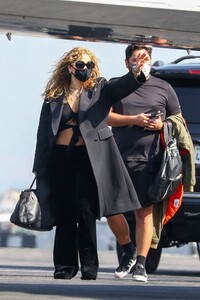 rita-ora-van-nuys-airport-in-ny-09-08-2021-8.jpg