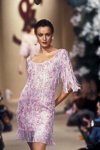 1008645237_YvesSaintLaurent1994HauteCouture107.thumb.jpg.fb4e8591686c3e47aeaa05bbfb8a81ef.jpg