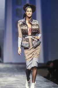 1302441541_MissoniFall19951.thumb.jpg.273a58b989f9f45d7416f002a2989769.jpg