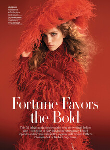 vogue us 11.2021.jpg