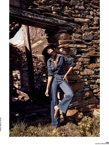 Madame Figaro No. 1940 - 29 Octobre 2021m -4.jpg