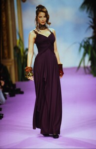 501969105_Christian-Lacroix-Couture-Spring1993-Christy-Turlington(15).thumb.jpg.8bc0791e9ce71f23e389f49a31b3d98e.jpg