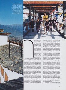 Bhutan_Halard_US_Vogue_June_2005_04.thumb.jpg.b034bf2f98170b94a13d011777992f7e.jpg