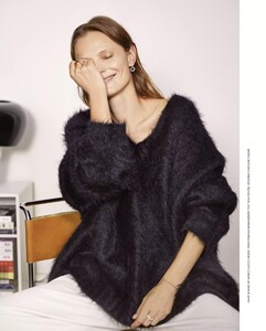 Donna - 12.2021_de-page-007.jpg