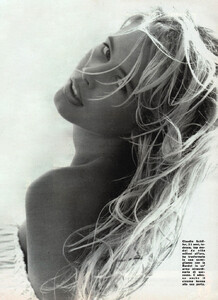 1348735597_07-GRAZIAIT23jun1991-m.ClaudiaSchifferph.HerbRitts.thumb.jpg.8213560962a6398060eeff4f051e6504.jpg