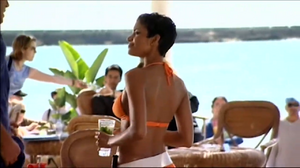 Inside Die Another Day - Making of-00.25.38.010.png