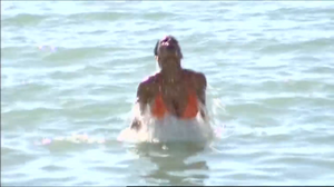 Inside Die Another Day - Making of-00.25.58.260.png