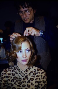 1951157251_backstage(11).thumb.jpg.9da1afa9944028f8e7c77fee143a7500.jpg
