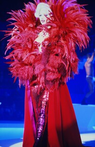 198730007_THIERRY-MUGLER-HC-FALL-1995(20).thumb.jpg.57745719ea28b59f27f95b83d3e7face.jpg