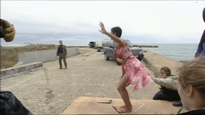 Inside Die Another Day - Making of-00.21.53.680.png