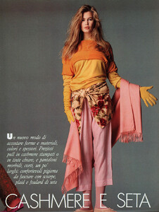 29-ELLEITfeb89-m.ClaudiaSchiffer-ph.WalterChin.thumb.jpg.4d72d8b567aaeb99e5ccdb493b2883f1.jpg