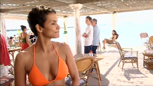 Inside Die Another Day - Making of-00.25.53.509.png