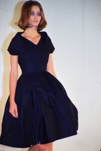 657720619_galliano-ss-1990(5).thumb.jpg.1ab714d19c6133f1f787a6cd2c6627c1.jpg