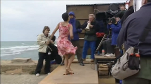 Inside Die Another Day - Making of-00.21.51.430.png