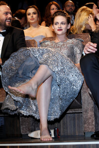 Kristen-Stewart-Feet-1889523.jpg