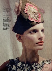 Roversi_Vogue_Russia_May_2010_05.thumb.jpg.091cb1ec4b71ad7e8e4041d313ffa705.jpg