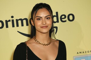 camila-mendes-amazon-s-fairfax-pop-up-opening-in-la-11-02-2021-5.jpg